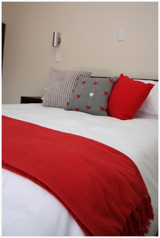 Be At Home Guesthouse Klerksdorp Chambre photo