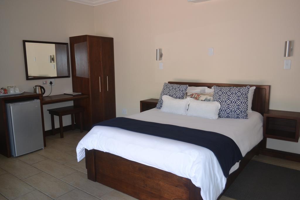 Be At Home Guesthouse Klerksdorp Extérieur photo